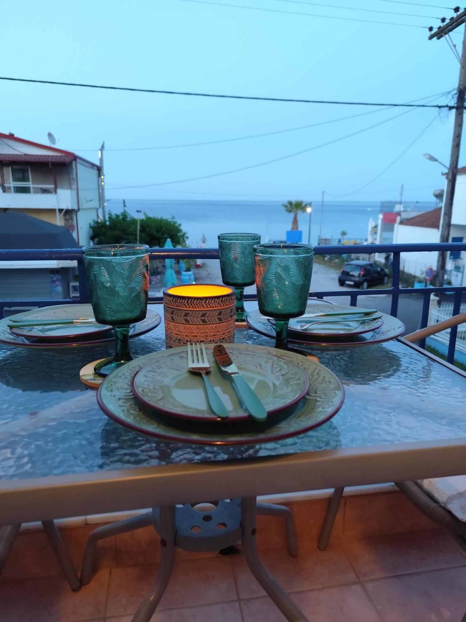 Mana Mia Seaside Apartments Leptokarya  Bagian luar foto