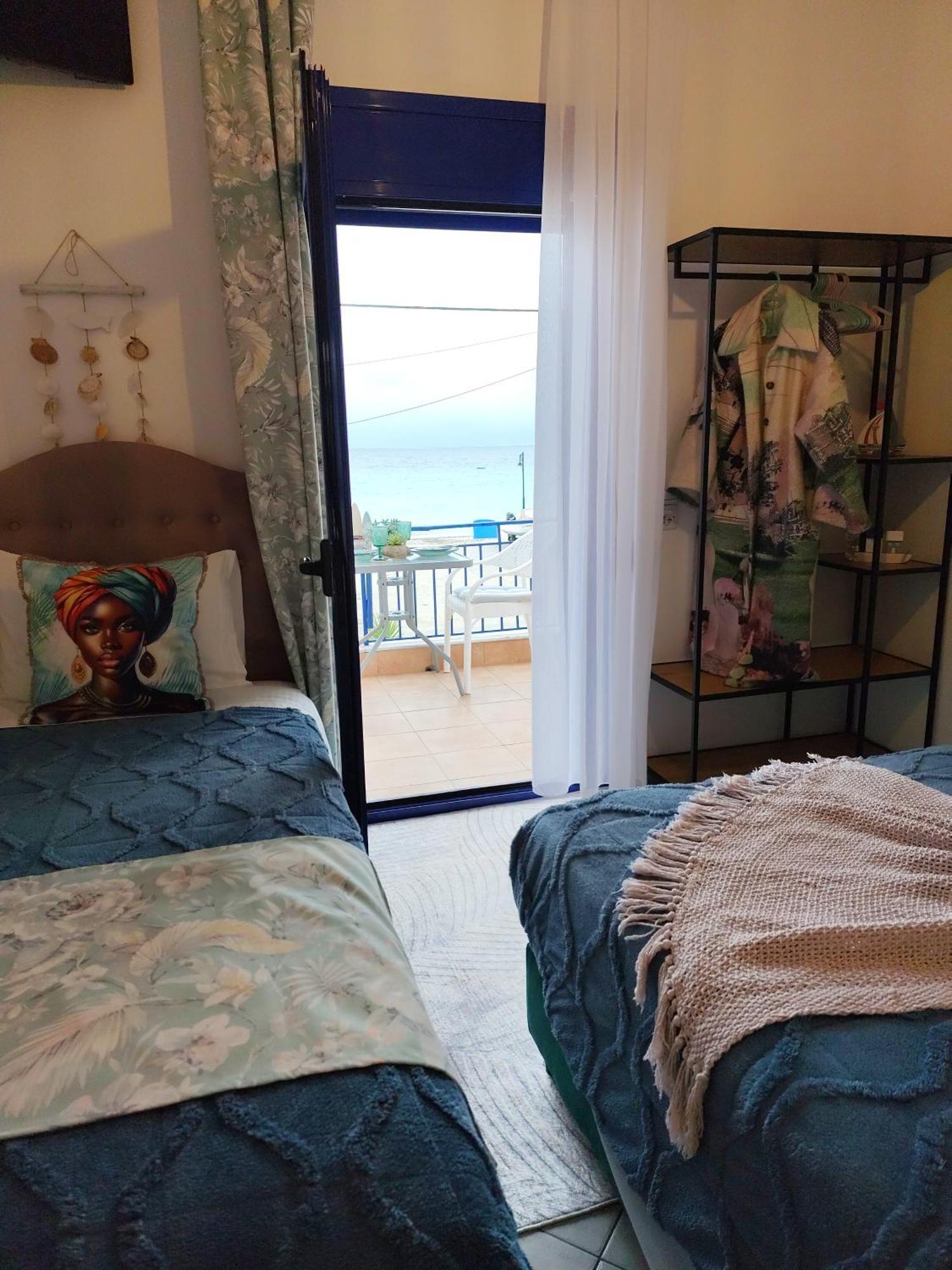 Mana Mia Seaside Apartments Leptokarya  Bagian luar foto